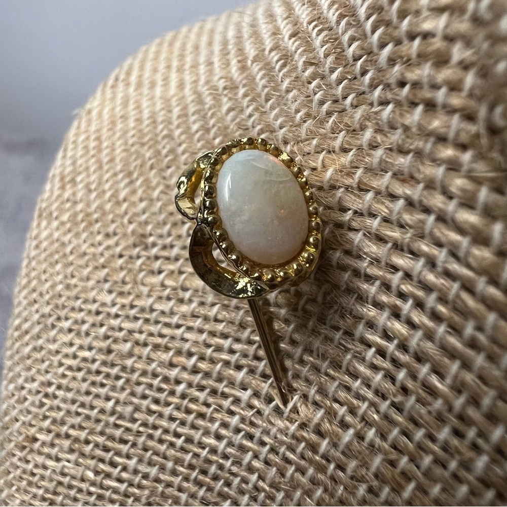 Vintage Cabochon Opal Stick Hat Lapel Pin - Picture 2 of 5